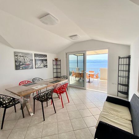 Apartmani Mateo Omiš Buitenkant foto