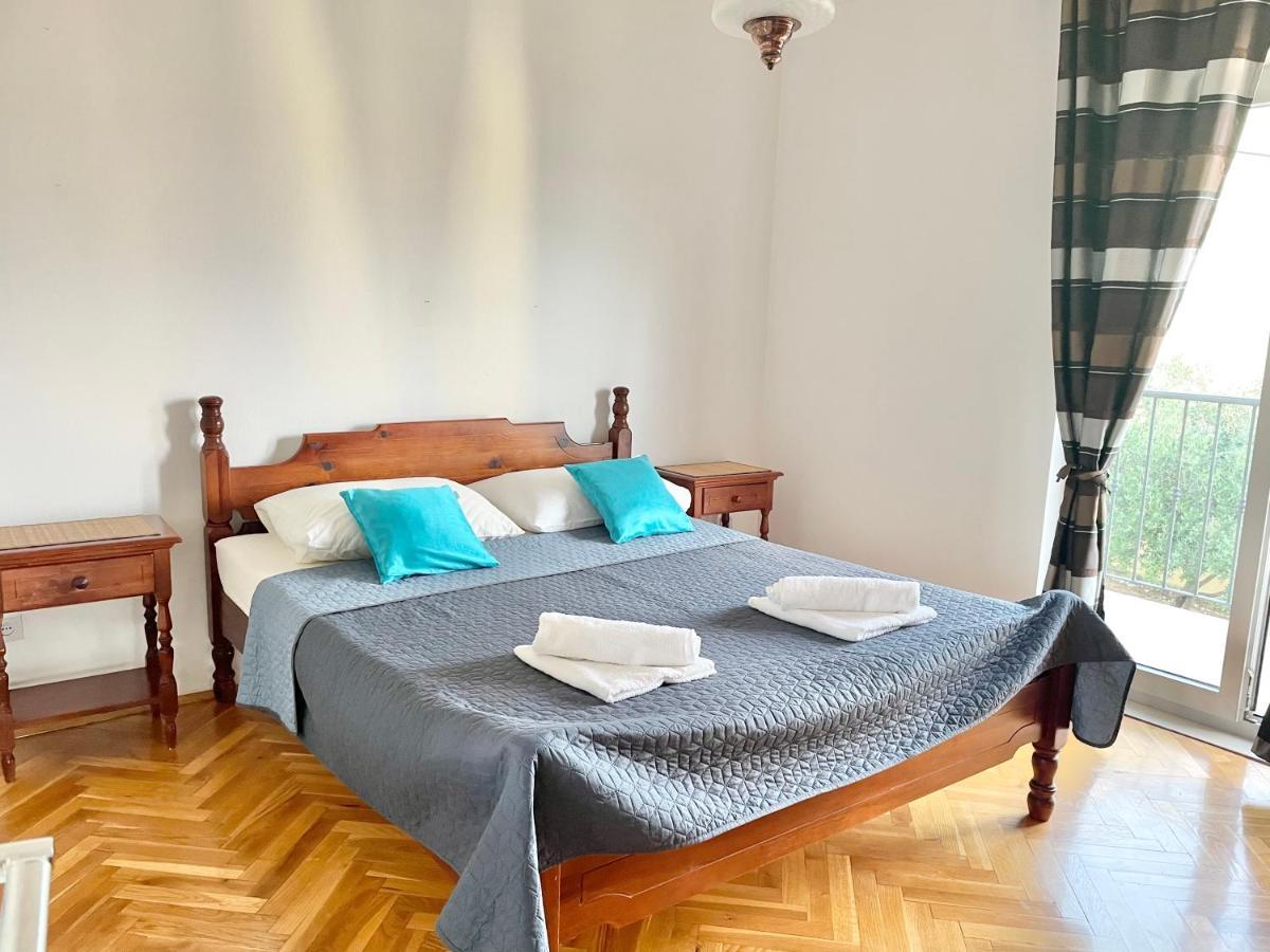 Apartmani Mateo Omiš Buitenkant foto