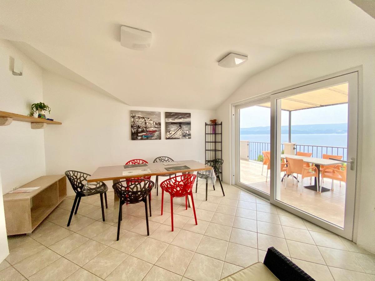 Apartmani Mateo Omiš Buitenkant foto